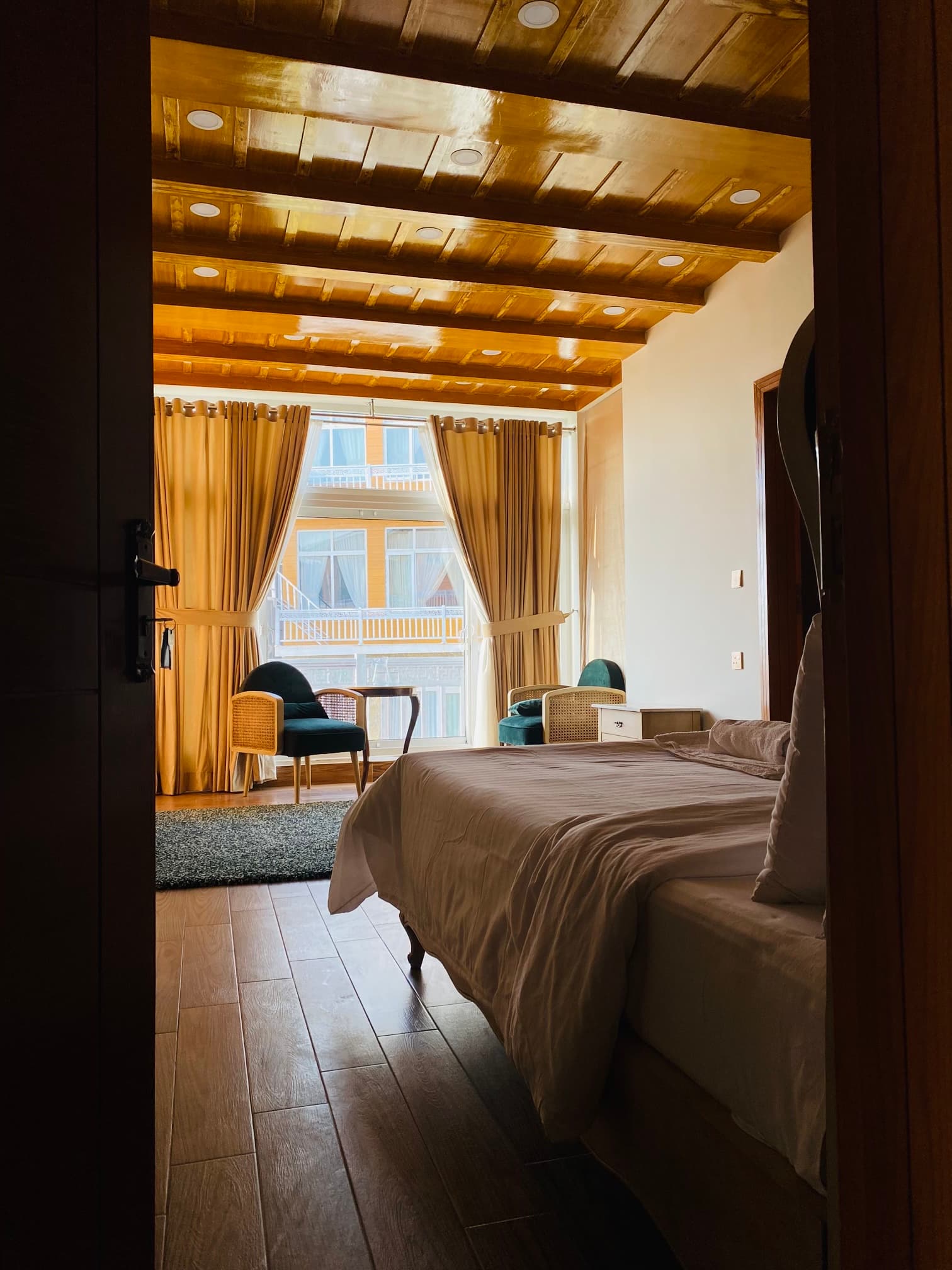 Single Luxury Room view 3